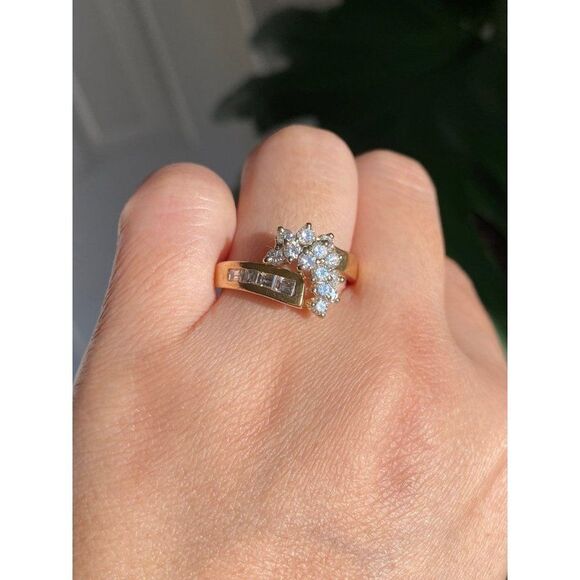 14k Diamond Cluster Ring - Picture 14 of 15